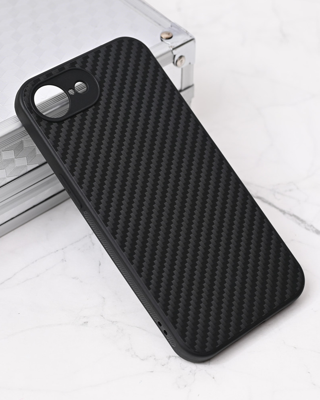 Torbica Carbon fiber za iPhone 16e 6.1