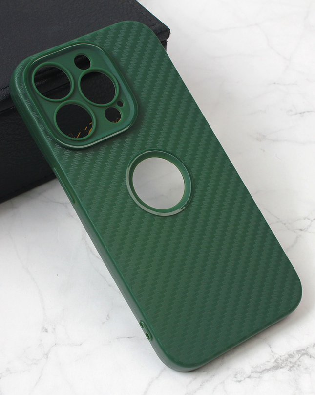 Torbica Carbon Stripe za iPhone 15 Pro 6.1