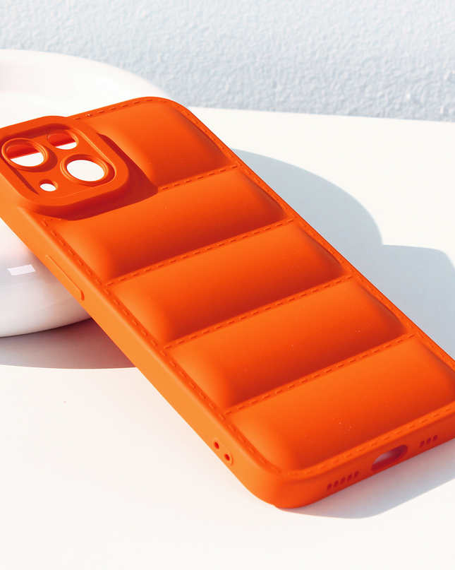 Torbica Feather TPU za iPhone 14 6.1