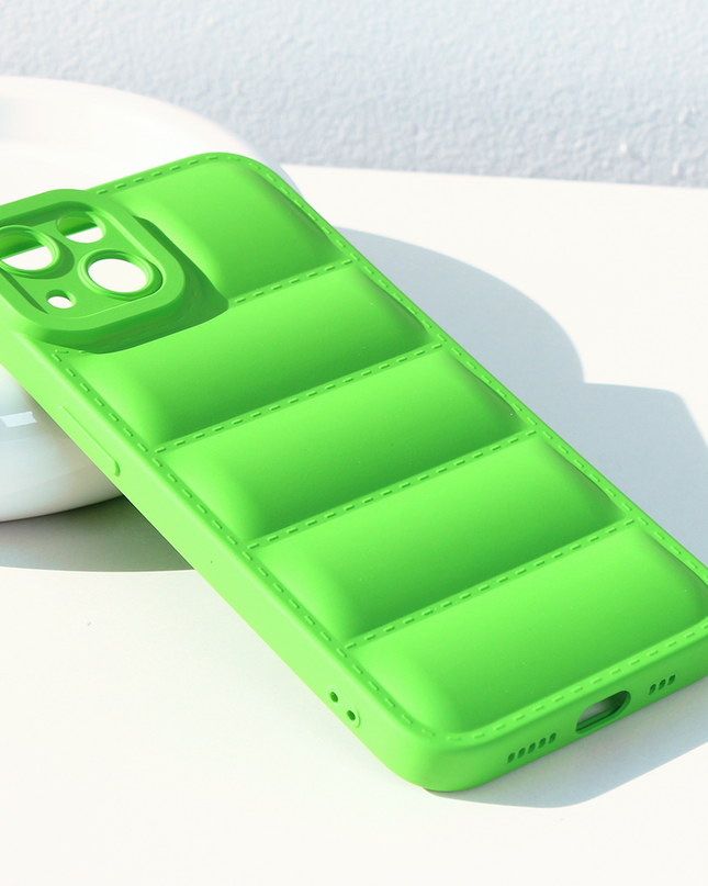 Torbica Feather TPU za iPhone 14 6.1