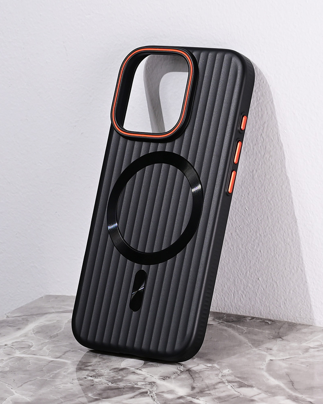 Torbica Magsafe Stripe za iPhone 16 Pro 6.3