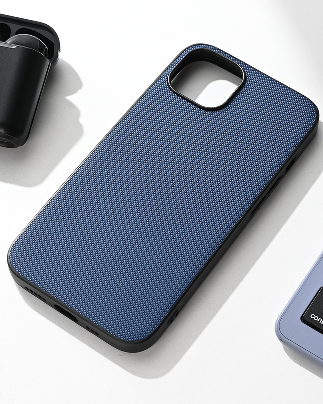 Torbica Teracell Scrub za iPhone 13 6.1 tamno plava