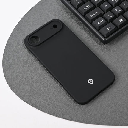 Maska za iPhone 17 Air 6.6 mat crna Teracell Skin