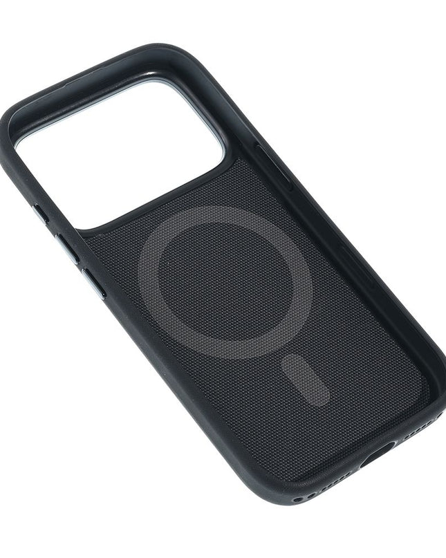 Maska za iPhone 17 Pro 6.3 crna Magsafe TechWoven
