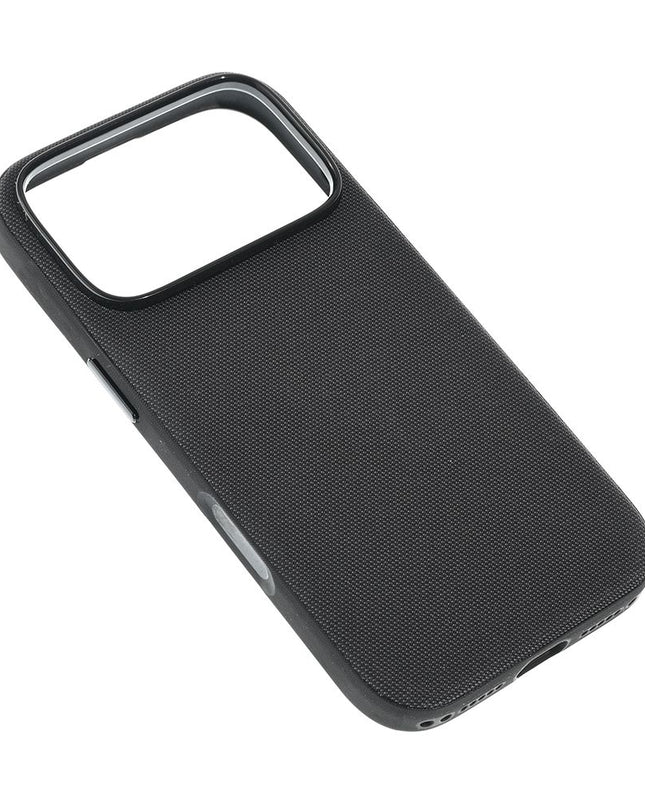 Maska za iPhone 17 Pro 6.3 crna Magsafe TechWoven