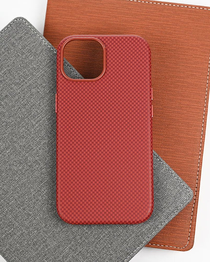 Maska za iPhone 15 6.1 crvena Magsafe Urban Cube