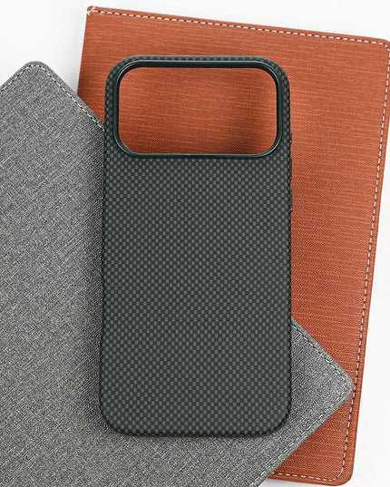 Maska za iPhone 17 Pro Max 6.9 zelena Magsafe Urban Cube