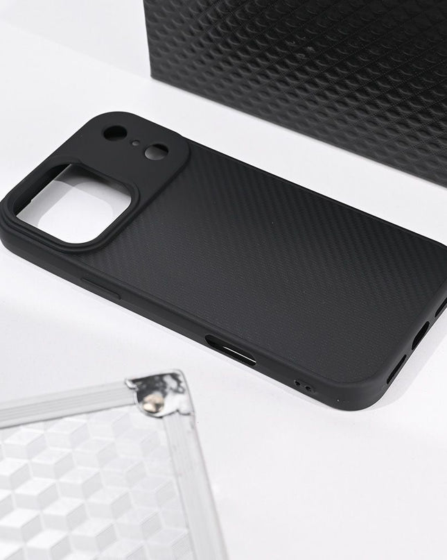 Maska za iPhone 17 Pro Max 6.9 crna Magsafe Kevlar