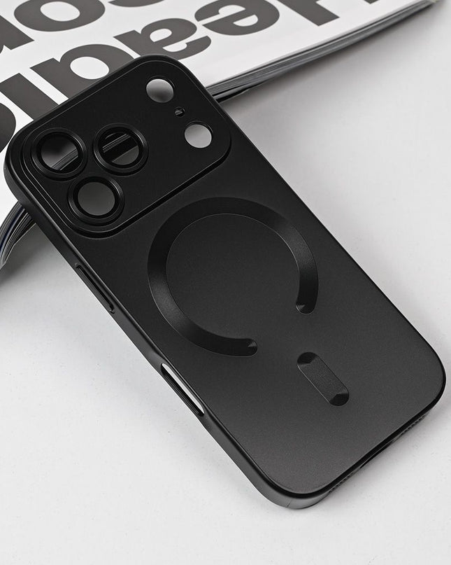 Maska za iPhone 17 Pro 6.3 crna Magsafe Chrome