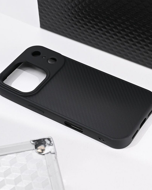Maska za iPhone 17 Pro 6.3 crna Magsafe Kevlar