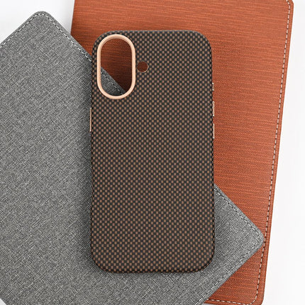 Maska za iPhone 16 6.1 braon Magsafe Urban Cube