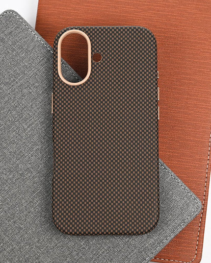 Maska za iPhone 16 6.1 braon Magsafe Urban Cube