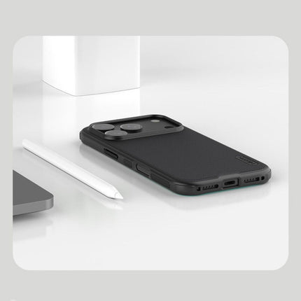 Maska za iPhone 17 Pro 6.3 crna Nillkin Scrub Pro