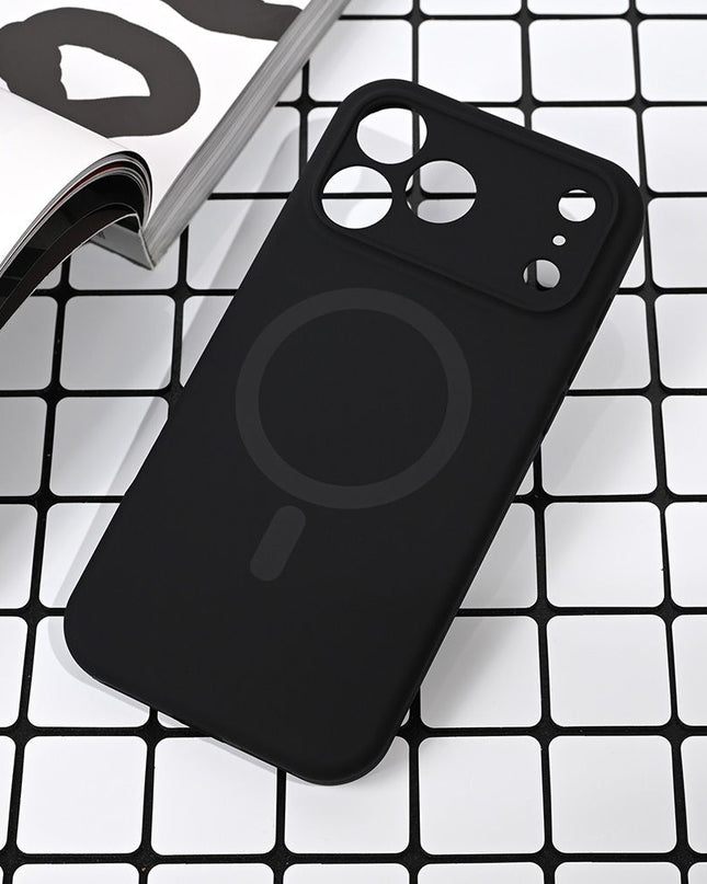 Maska za iPhone 17 Pro Max 6.9 crna Magsafe Pure color