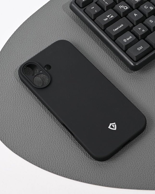 Maska za iPhone 17 6.3 mat crna Teracell Skin