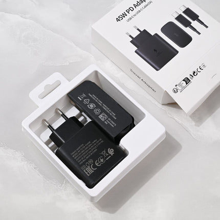Kucni punjac PD Fast charger 45W za Samsung sa PD Type C kablom CE crna