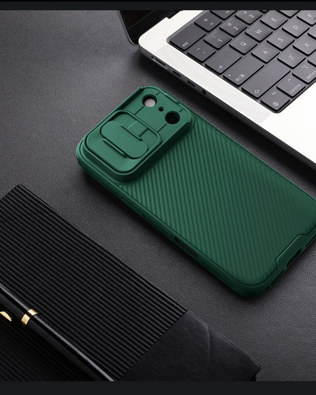 Maska za iPhone 17 Pro 6.3 zelena Nillkin CamShield Pro