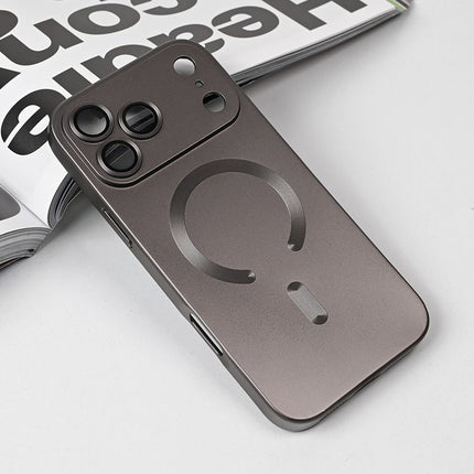 Maska za iPhone 17 Pro Max 6.9 siva Magsafe Chrome