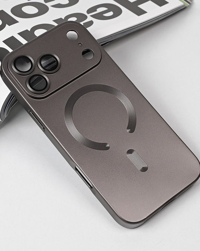 Maska za iPhone 17 Pro Max 6.9 siva Magsafe Chrome