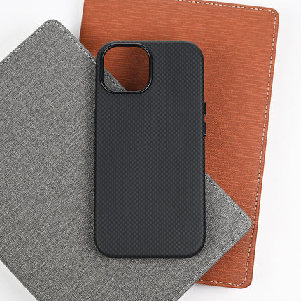 Maska za iPhone 13/14 6.1 crna Magsafe Urban Cube