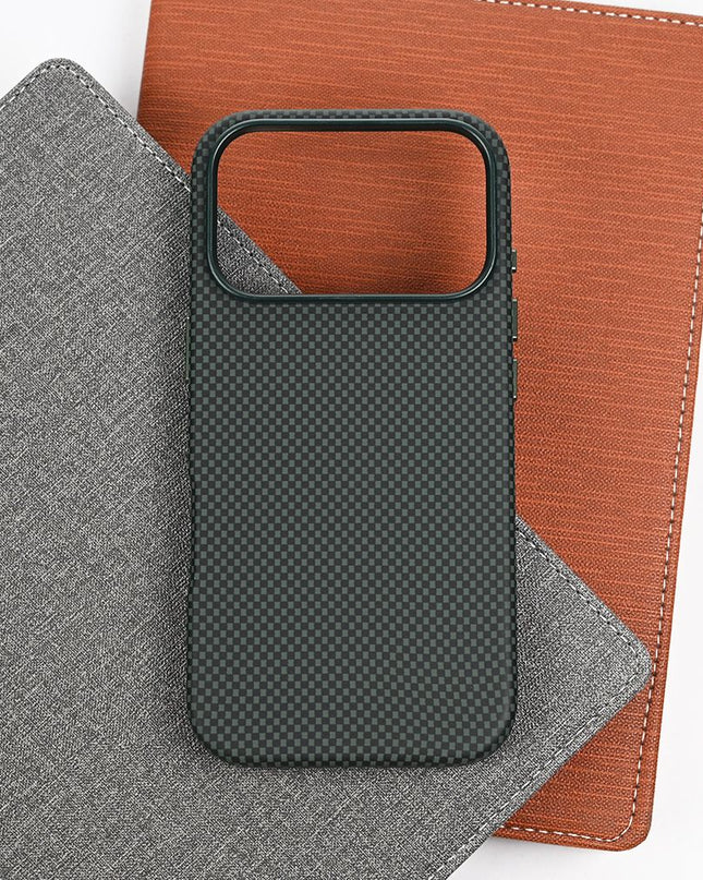 Maska za iPhone 17 Pro 6.3 zelena Magsafe Urban Cube