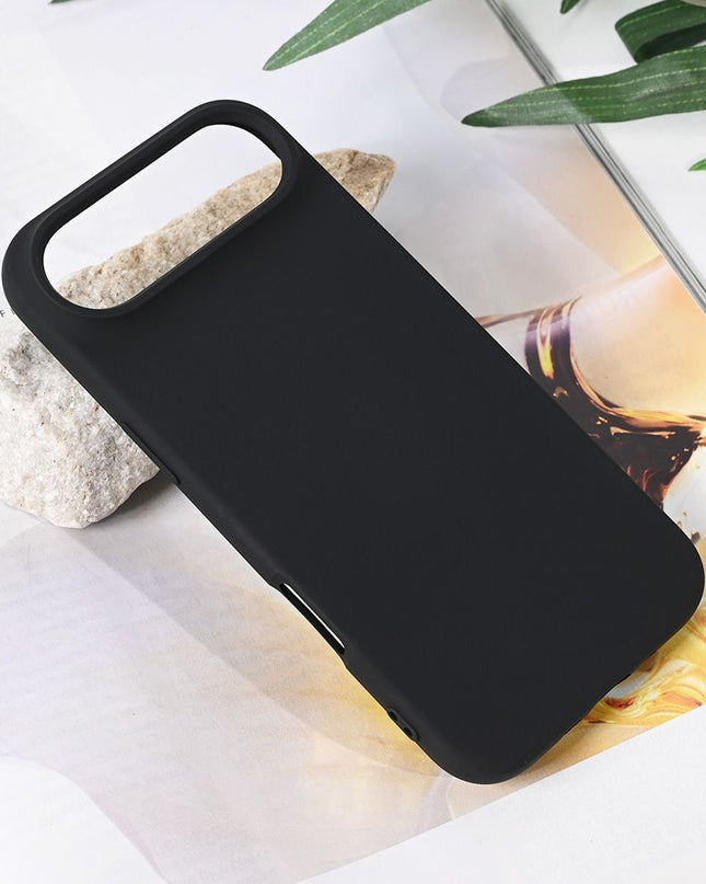 Maska za iPhone 17 Air 6.6 crna Teracell Soft Velvet