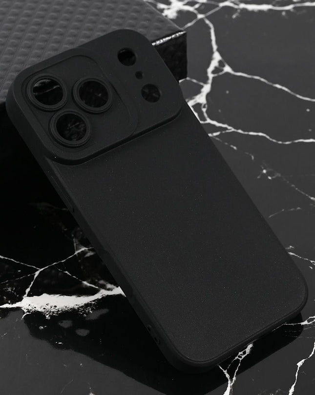 Maska za iPhone 17 Pro 6.3 mat crna Teracell Giulietta