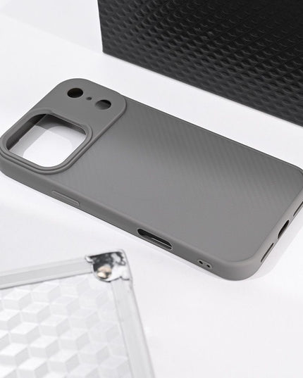 Maska za iPhone 17 Pro Max 6.9 siva Magsafe Kevlar