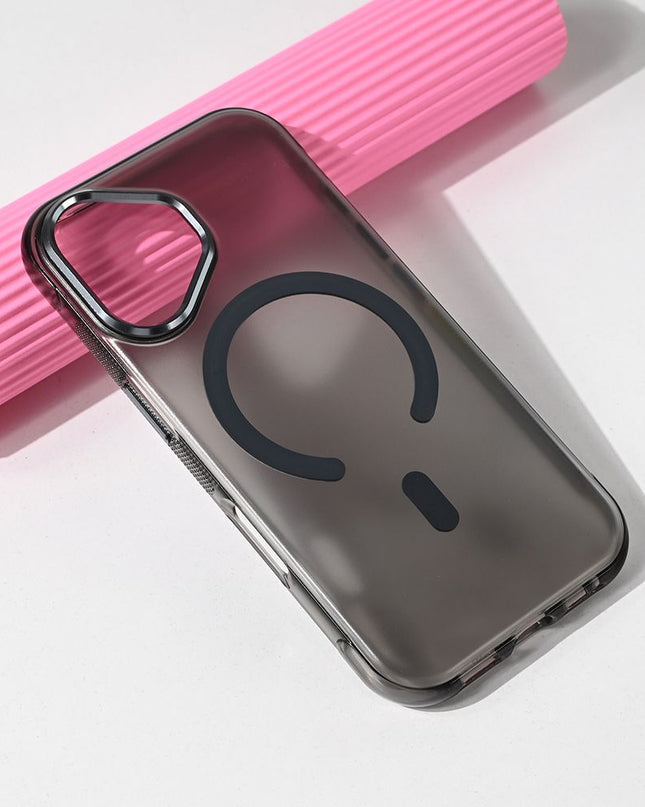 Maska za iPhone 17 6.3 crna Magsafe Glow