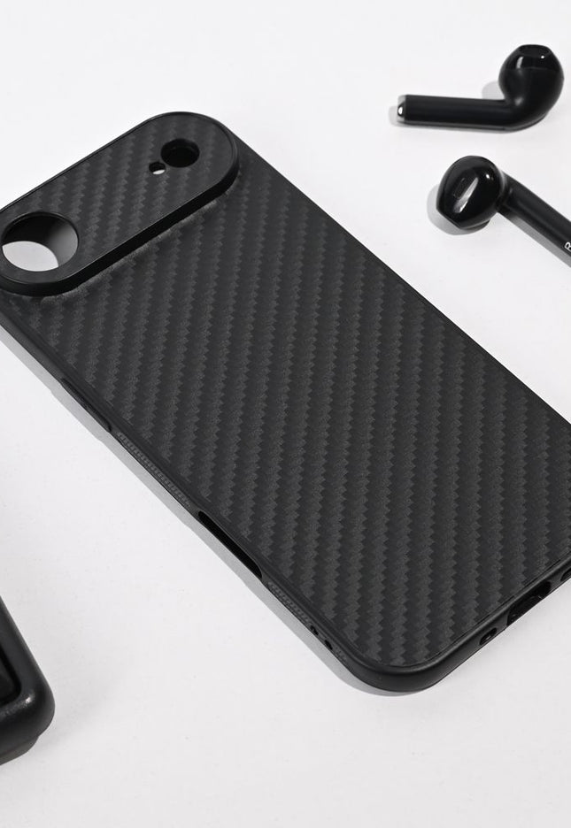 Maska za iPhone 17 Air 6.6 crna Carbon fiber