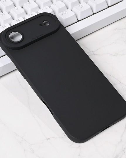 Maska za iPhone 17 Air 6.6 crna Silikon Pro Camera