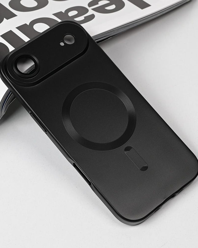 Maska za iPhone 17 Air 6.9 crna Magsafe Chrome