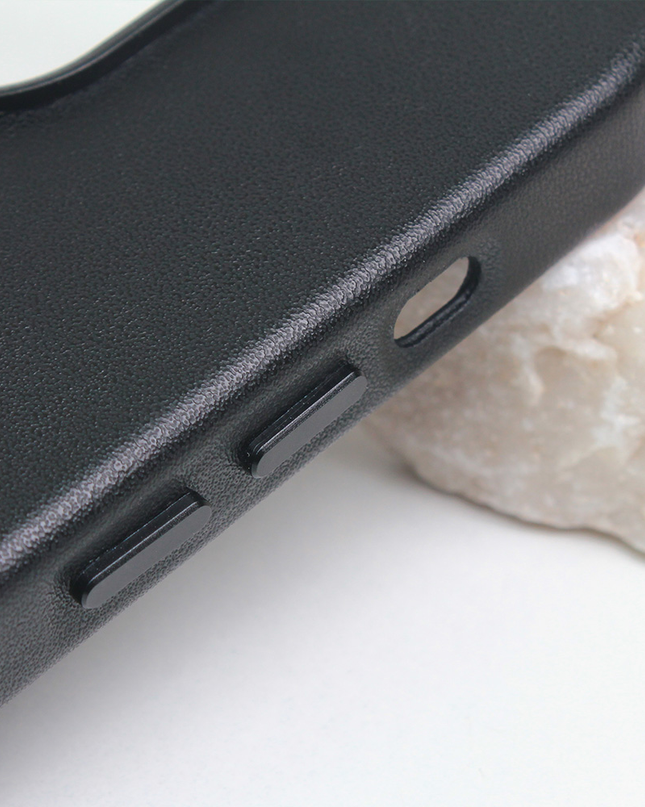 Torbica Beautiful Shine Leather iPhone 14 Plus 6.7 crna