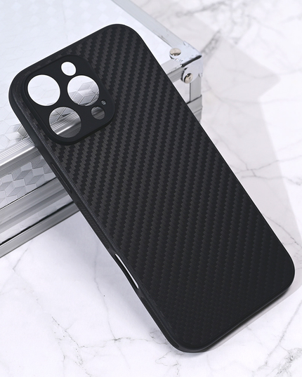 Torbica Carbon fiber za iPhone 16 Pro Max 6.9