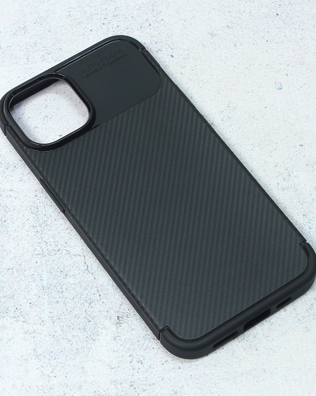 Torbica Defender Carbon za iPhone 14 6.1