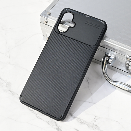 Torbica Defender Carbon za Samsung A065F Galaxy A06