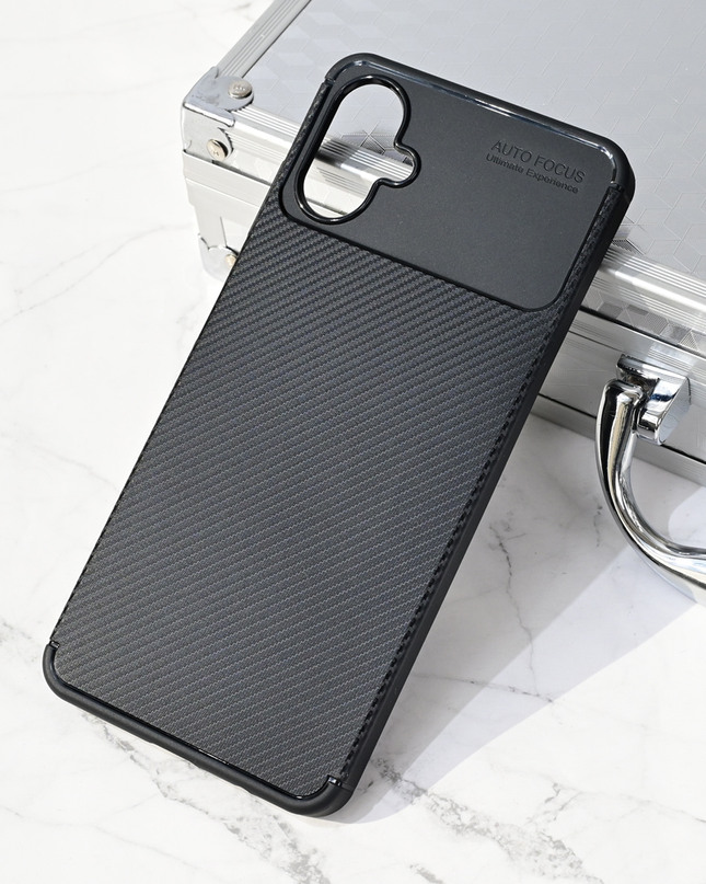 Torbica Defender Carbon za Samsung A065F Galaxy A06