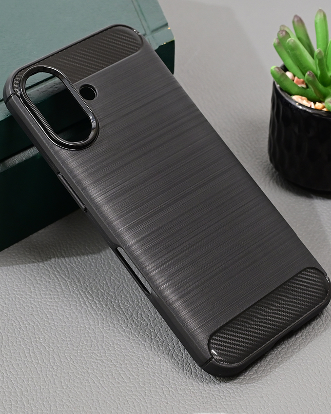 Torbica Defender Safeguard za iPhone 16 Plus 6.7