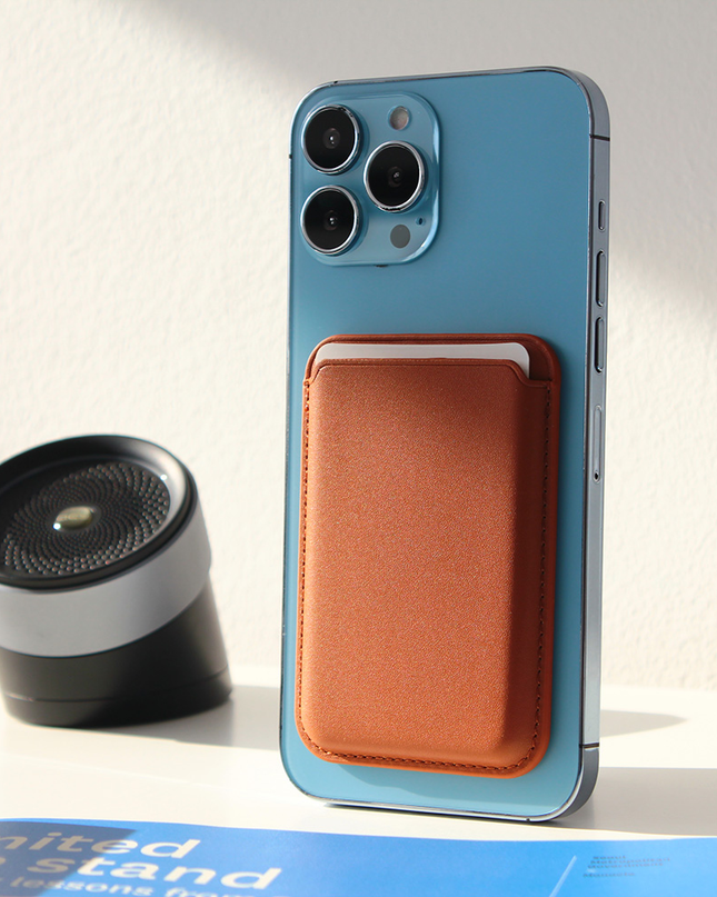 Torbica Leather Magsafe Pocket za iPhone 12