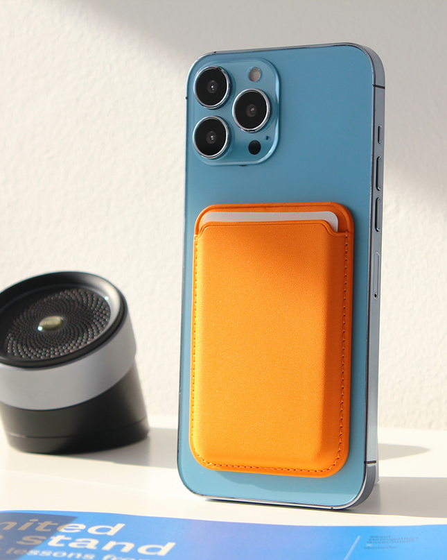Torbica Leather Magsafe Pocket za iPhone 12