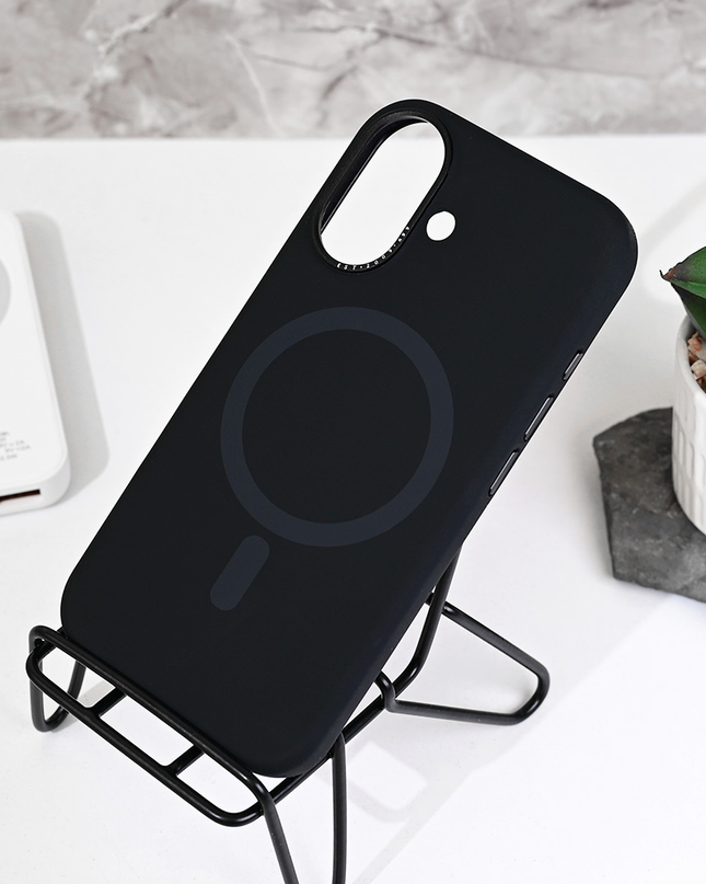 Torbica Magsafe Matte Color iPhone 16 6.1 crna