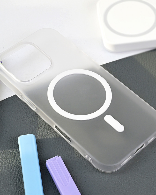 Torbica Magsafe Matte PC za iPhone 16 Pro 6.3 bela