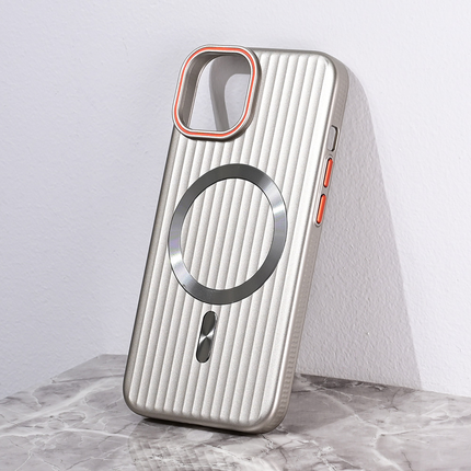 Torbica Magsafe Stripe za iPhone 15 6.1