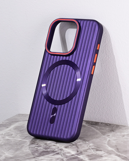 Torbica Magsafe Stripe za iPhone 15 Pro 6.1