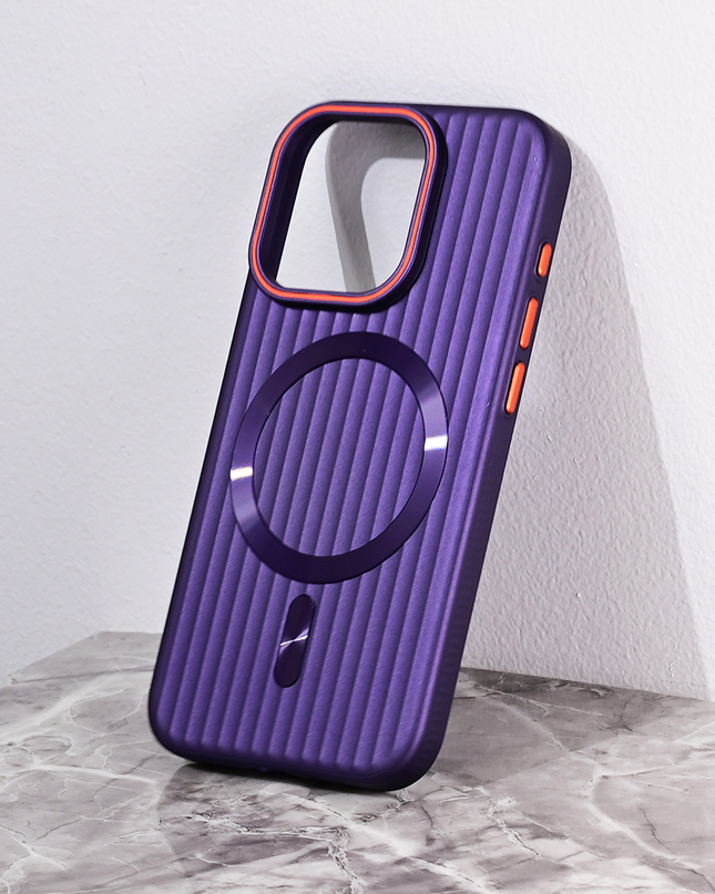 Torbica Magsafe Stripe za iPhone 15 Pro 6.1