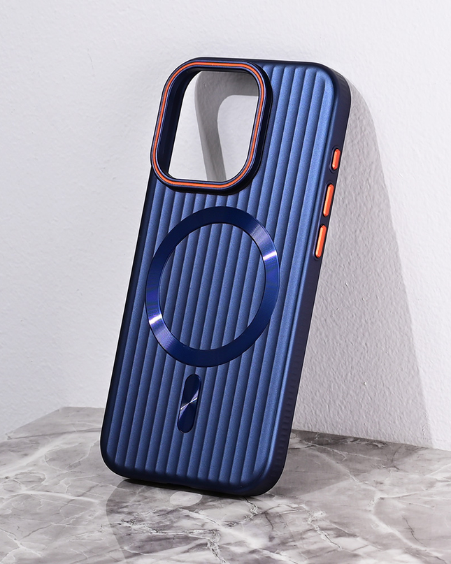 Torbica Magsafe Stripe za iPhone 15 Pro 6.1