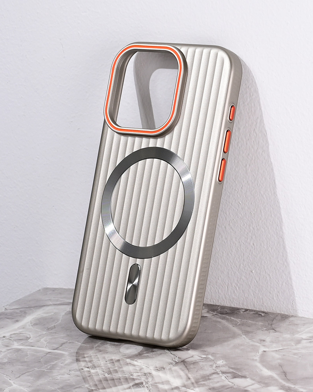 Torbica Magsafe Stripe za iPhone 15 Pro 6.1