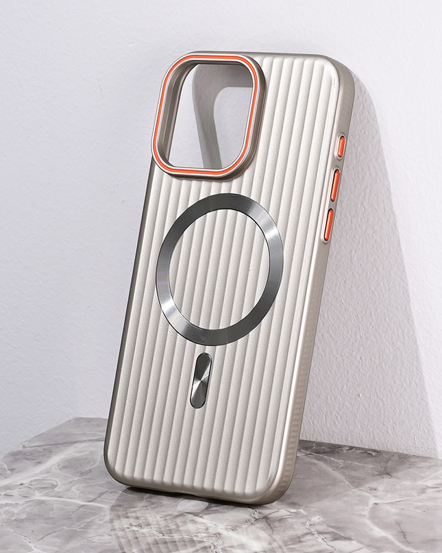 Torbica Magsafe Stripe za iPhone 15 Pro Max 6.7