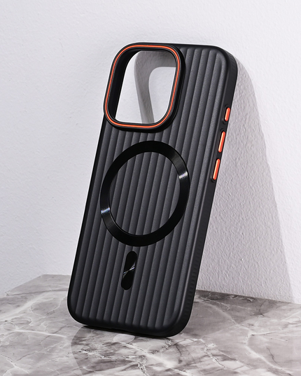 Torbica Magsafe Stripe za iPhone 16 Pro 6.3
