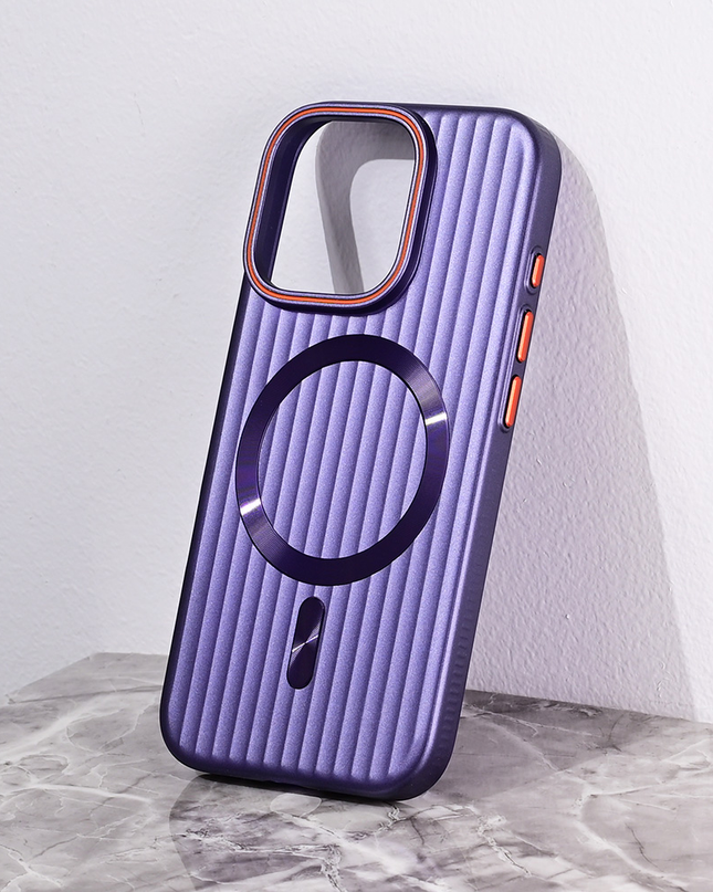 Torbica Magsafe Stripe za iPhone 16 Pro 6.3